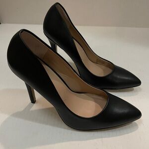 Charles David Black Leather Heels Pumps 3 Inch Heel